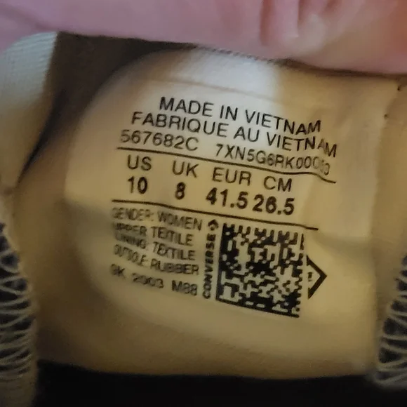 Converse Purple Platform Tennis shoes, women 10 men 8 - Picture 7 of 7